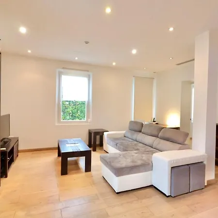 Appartement Les Muguets - Standing 4 Prs - Clim, Parking *