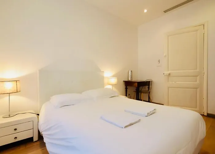 Appartement Les Muguets - Standing 4 Prs - Clim, Parking Vallauris